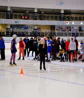 "Зимние потешки 2023" по конькобежному спорту