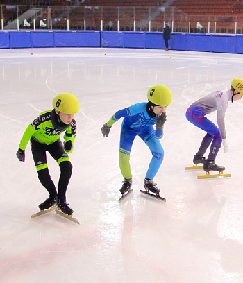 Открытое первенство Центра  по шорт- треку "Зимние потешки" 2023
