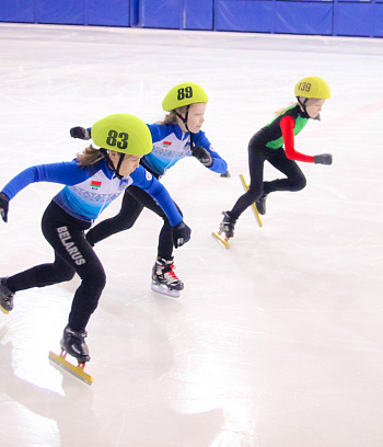 Открытое первенство Центра  по шорт- треку "Зимние потешки" 2023