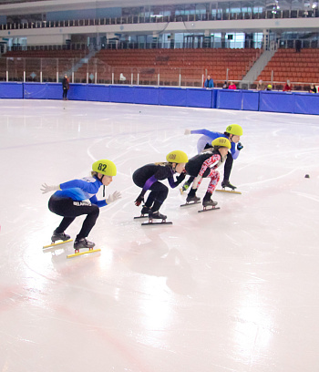 Открытое первенство Центра  по шорт- треку "Зимние потешки" 2023