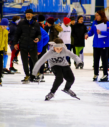 "Зимние потешки 2023" по конькобежному спорту