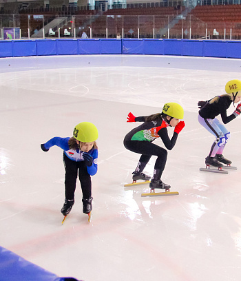 Открытое первенство Центра  по шорт- треку "Зимние потешки" 2023