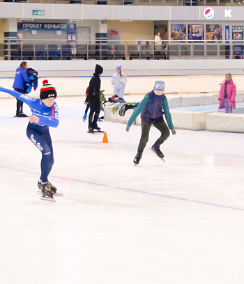 "Зимние потешки 2023" по конькобежному спорту