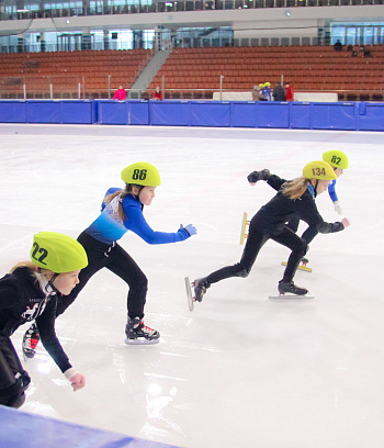 Открытое первенство Центра  по шорт- треку "Зимние потешки" 2023