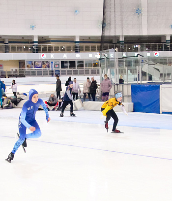 "Зимние потешки 2023" по конькобежному спорту