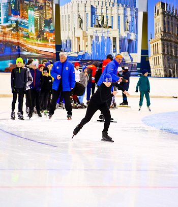 "Зимние потешки 2023" по конькобежному спорту