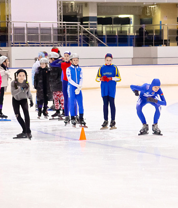 "Зимние потешки 2023" по конькобежному спорту