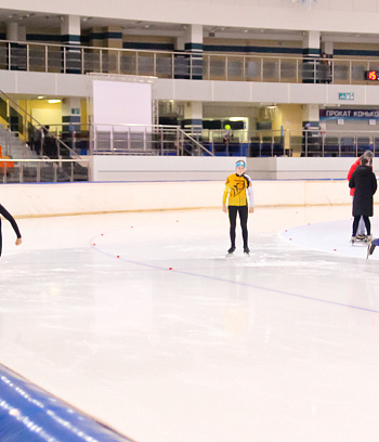 "Зимние потешки 2023" по конькобежному спорту