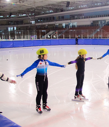 Открытое первенство Центра  по шорт- треку "Зимние потешки" 2023