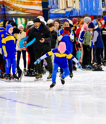 "Зимние потешки 2023" по конькобежному спорту