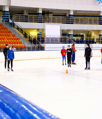 "Зимние потешки 2023" по конькобежному спорту