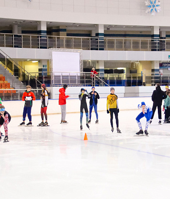 "Зимние потешки 2023" по конькобежному спорту
