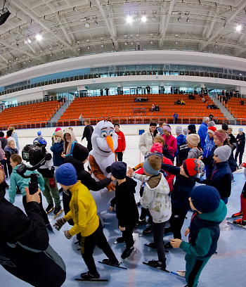 "Зимние потешки 2023" по конькобежному спорту