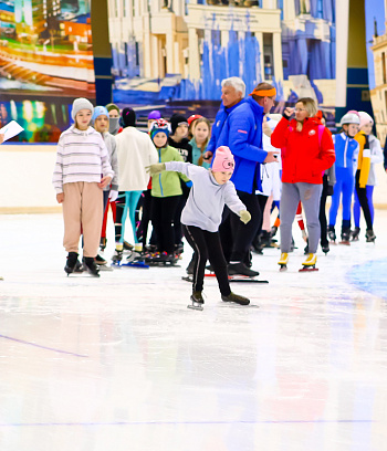 "Зимние потешки 2023" по конькобежному спорту