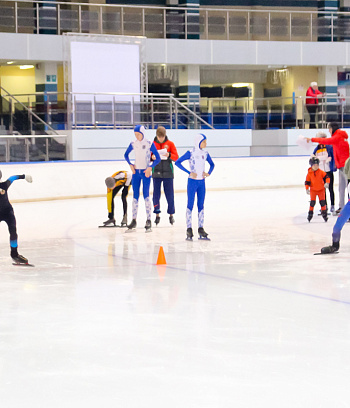 "Зимние потешки 2023" по конькобежному спорту