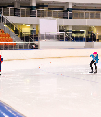 "Зимние потешки 2023" по конькобежному спорту