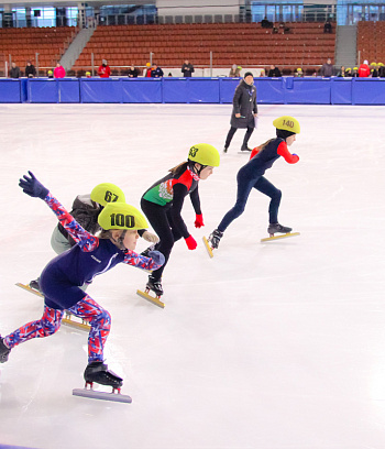 Открытое первенство Центра  по шорт- треку "Зимние потешки" 2023