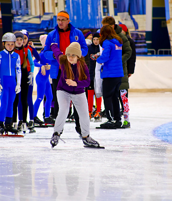 "Зимние потешки 2023" по конькобежному спорту