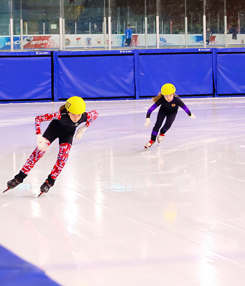 Открытое первенство Центра  по шорт- треку "Зимние потешки" 2023