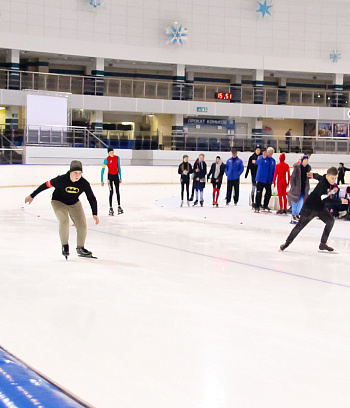 "Зимние потешки 2023" по конькобежному спорту