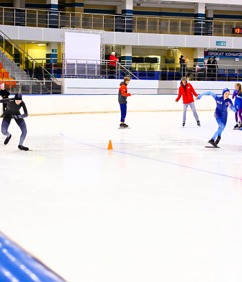 "Зимние потешки 2023" по конькобежному спорту