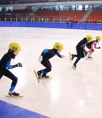Открытое первенство Центра  по шорт- треку "Зимние потешки" 2023