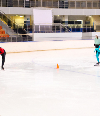 "Зимние потешки 2023" по конькобежному спорту