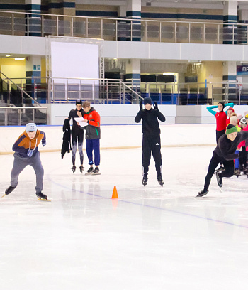 "Зимние потешки 2023" по конькобежному спорту