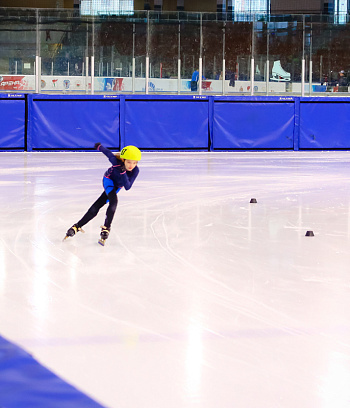 Открытое первенство Центра  по шорт- треку "Зимние потешки" 2023