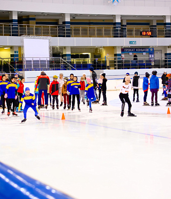 "Зимние потешки 2023" по конькобежному спорту