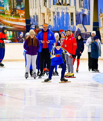 "Зимние потешки 2023" по конькобежному спорту