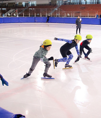 Открытое первенство Центра  по шорт- треку "Зимние потешки" 2023
