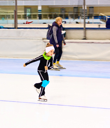 "Зимние потешки 2023" по конькобежному спорту