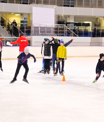 "Зимние потешки 2023" по конькобежному спорту