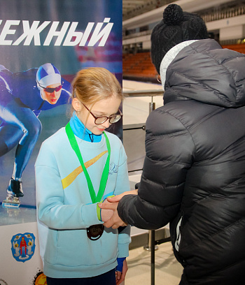 Открытое первенство Центра  по шорт- треку "Зимние потешки" 2023