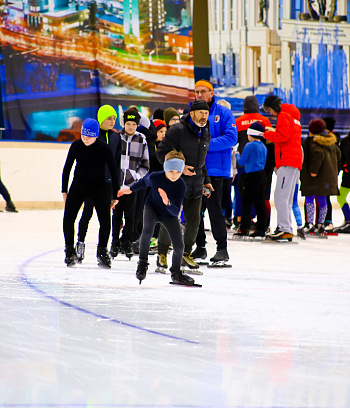 "Зимние потешки 2023" по конькобежному спорту