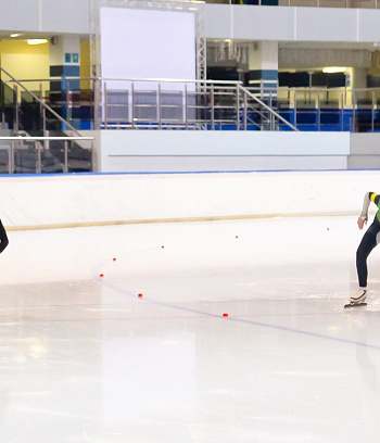 "Зимние потешки 2023" по конькобежному спорту