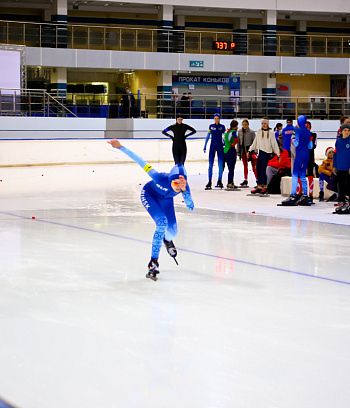 "Зимние потешки 2023" по конькобежному спорту