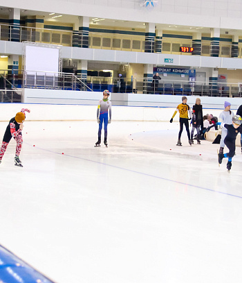 "Зимние потешки 2023" по конькобежному спорту