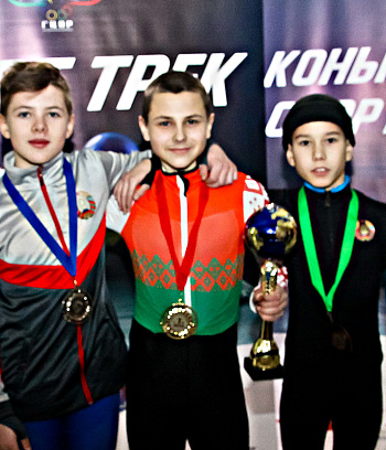 Открытое первенство Центра  по шорт- треку "Зимние потешки" 2023