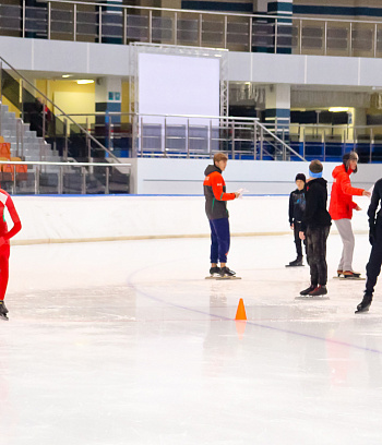 "Зимние потешки 2023" по конькобежному спорту