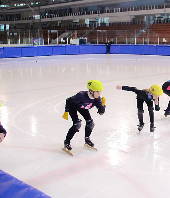 Открытое первенство Центра  по шорт- треку "Зимние потешки" 2023