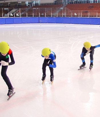 Открытое первенство Центра  по шорт- треку "Зимние потешки" 2023