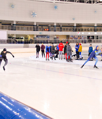 "Зимние потешки 2023" по конькобежному спорту