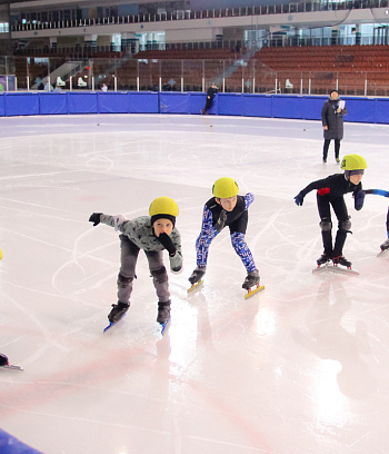 Открытое первенство Центра  по шорт- треку "Зимние потешки" 2023