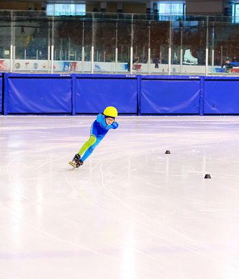 Открытое первенство Центра  по шорт- треку "Зимние потешки" 2023