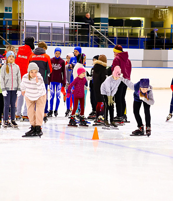 "Зимние потешки 2023" по конькобежному спорту