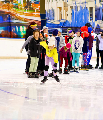 "Зимние потешки 2023" по конькобежному спорту