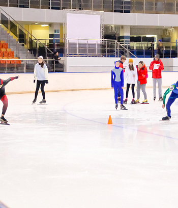 "Зимние потешки 2023" по конькобежному спорту