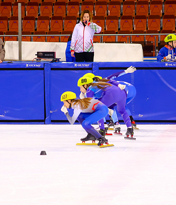 Открытое первенство Центра  по шорт- треку "Зимние потешки" 2023